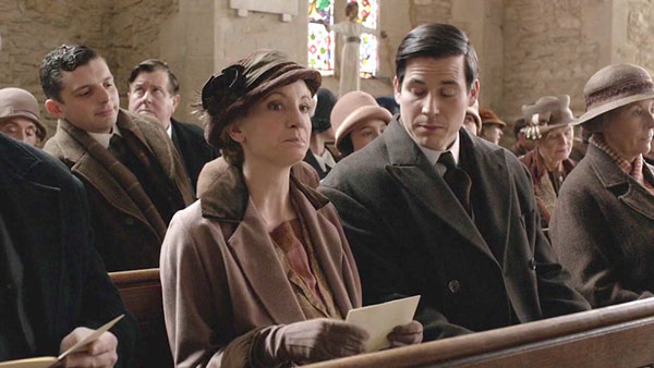 Downton Abbey Costume Recap: Season 6, Episode 9